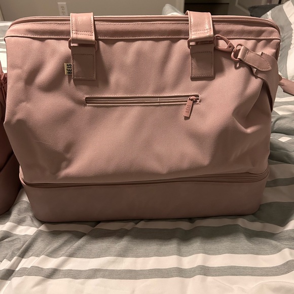 Beis Weekender - Picture 3 of 3